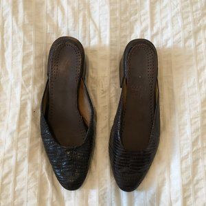 Mari Giudicelli Leblon Mule